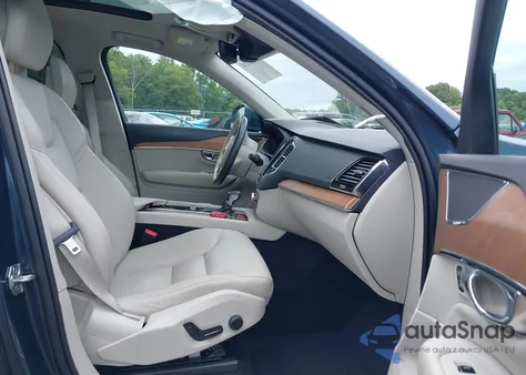 2021 Volvo Xc90 T6 Momentum 6 Passenger from USA, damaged, VIN YV4A221K3M1754176